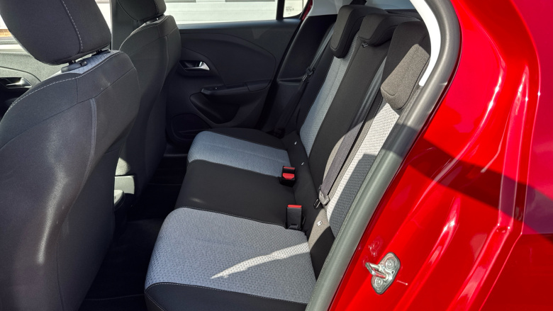 Vauxhall Corsa 100kW Design 50kWh 5dr Auto Electric Hatchback